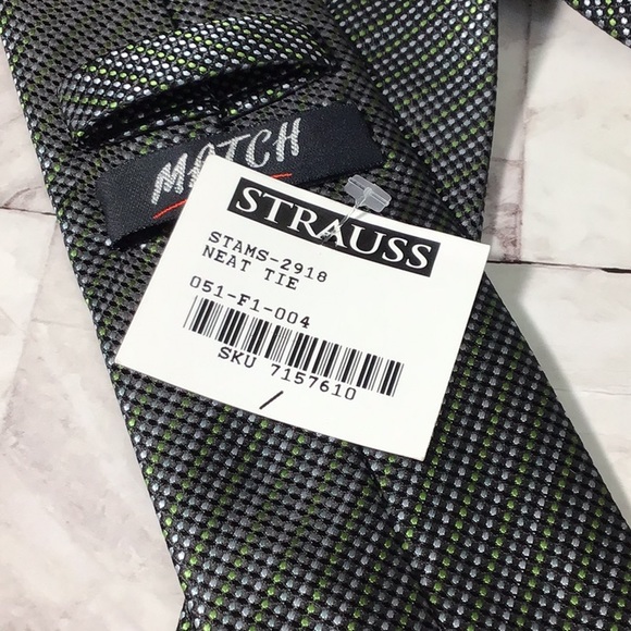 Strauss green and silver silk blend tie - Picture 6 of 6